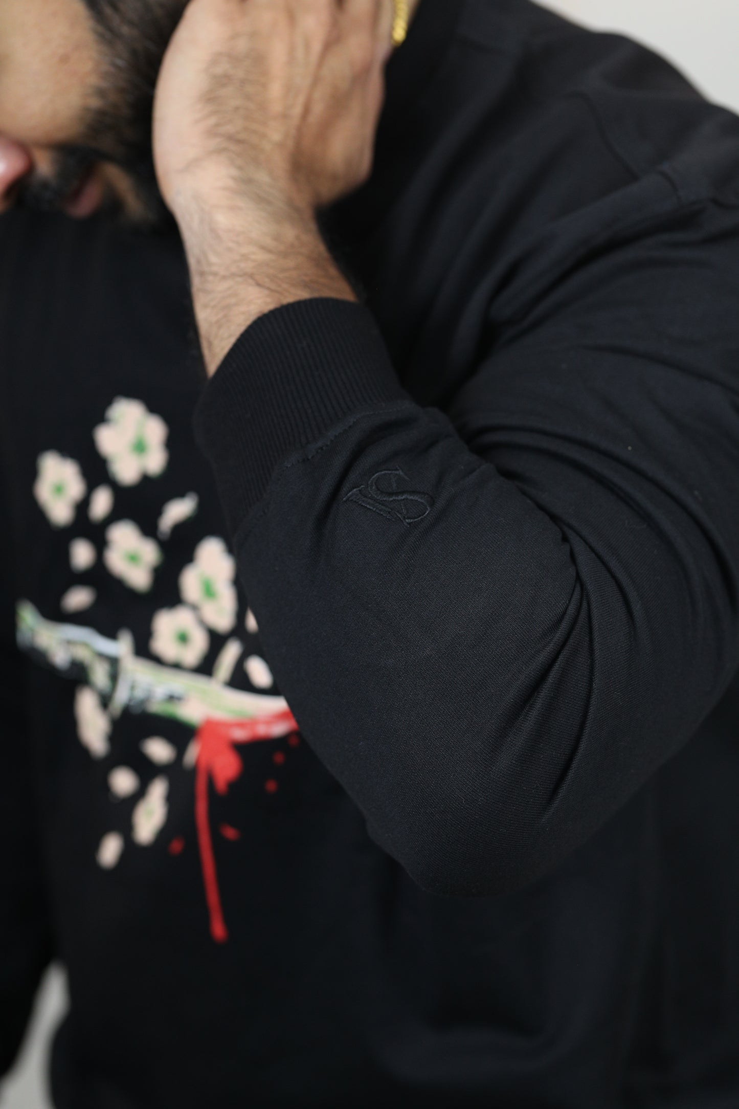 Anime Sword Blossoms Unisex Sweatshirt in Black (Limited Edition)